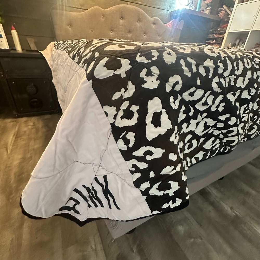 Victorias Secret PINK King sized Quilted Blanket Discontinued and RARE!